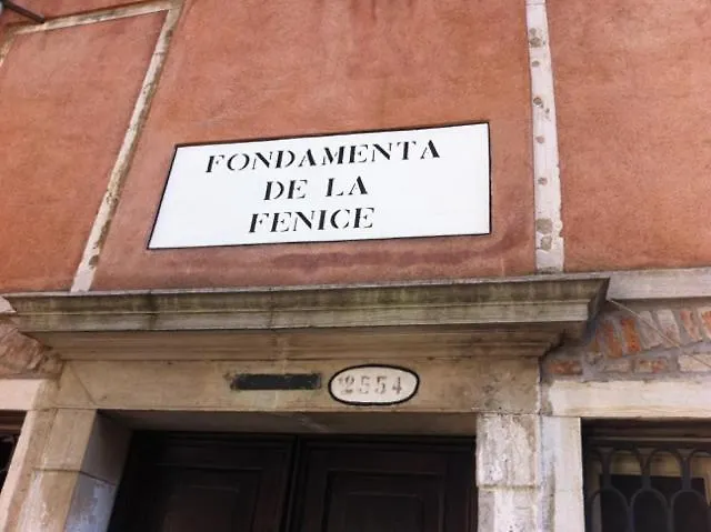B&B Al Teatro With Canal View Venice Bed & Breakfast